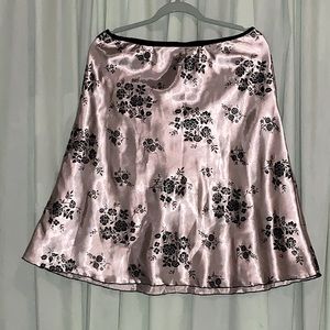 Satin Skirt w/Black Velvet Print